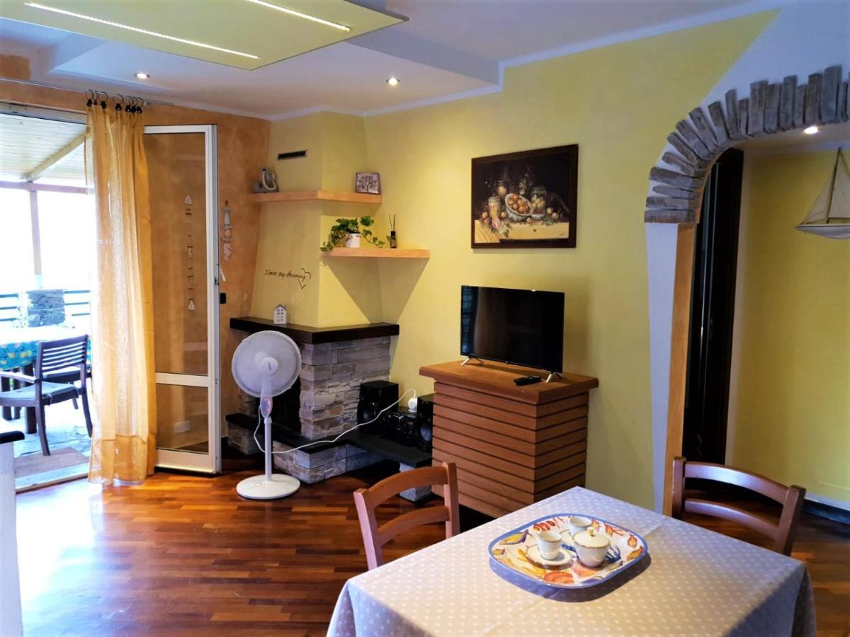 Casa Cristina 2C - Private Free Parking, Wi-Fi Lejlighed Casarza Ligure Eksteriør billede